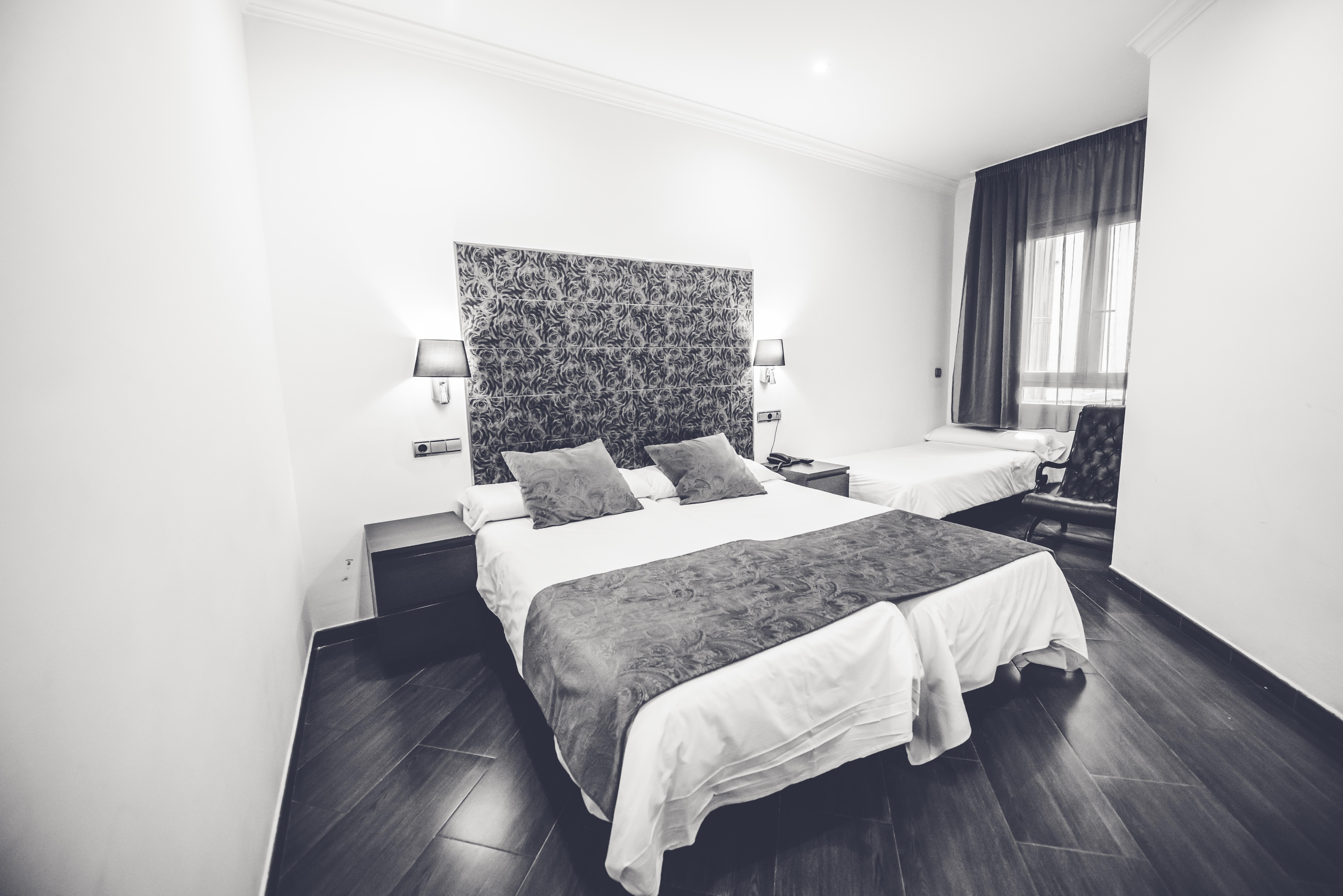 Hostal Sol Los Angeles Мадрид Экстерьер фото