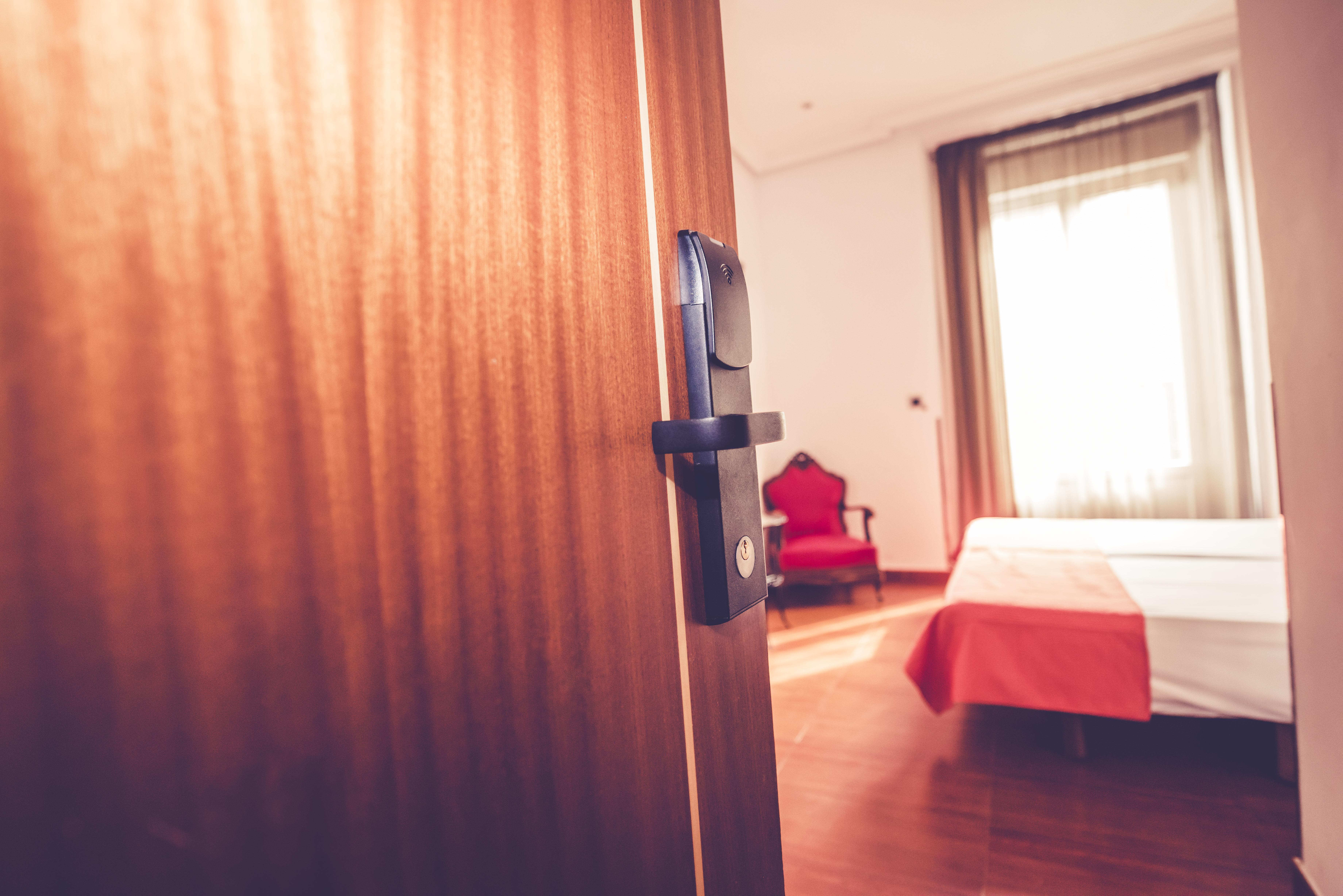 Hostal Sol Los Angeles Мадрид Экстерьер фото