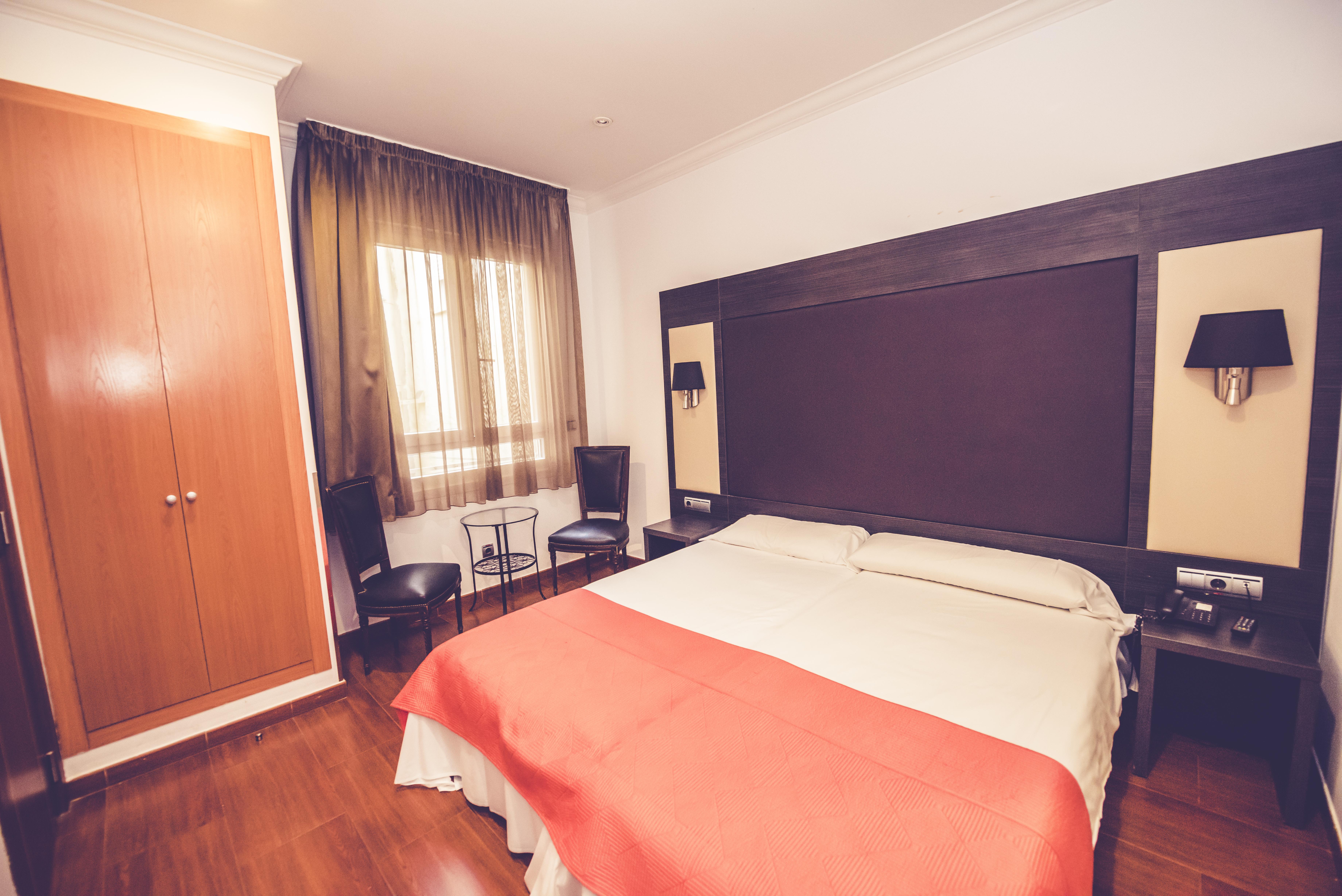 Hostal Sol Los Angeles Мадрид Экстерьер фото
